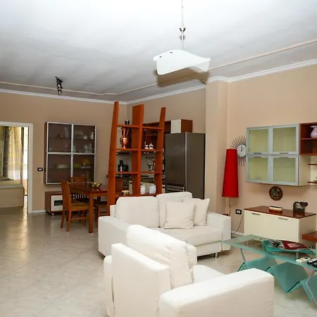 Daire Luxury In The Center Of ! Tiran