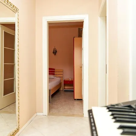 Daire Luxury In The Center Of ! Tiran